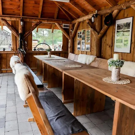 Zagroda Alpaka Holiday home Chmielno
