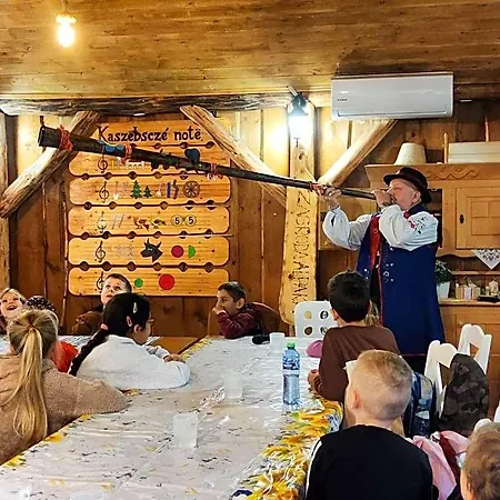 Ferienhaus Zagroda Alpaka Chmielno